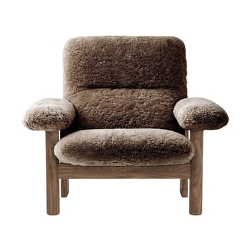 Brasilia fotel - Walnut-Sahara sheepskin curly - Audo Copenhagen