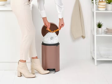 Kosz na śmieci New Icon 12 l - Satin Taupe - Brabantia