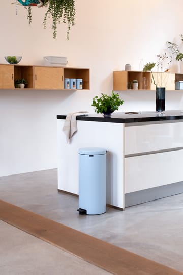 Kosz na śmieci New Icon 30 l - Dreamy blue - Brabantia