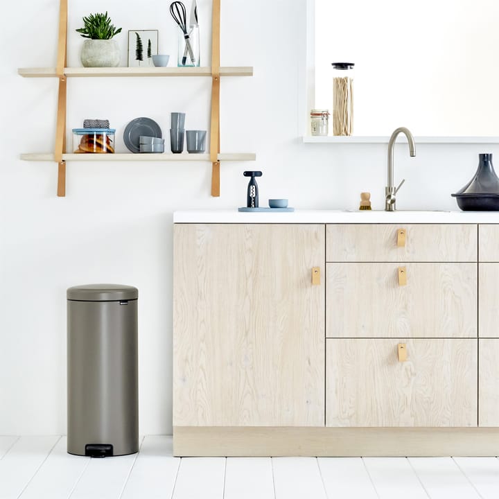 Kosz na śmieci New Icon 30 l, platinum Brabantia