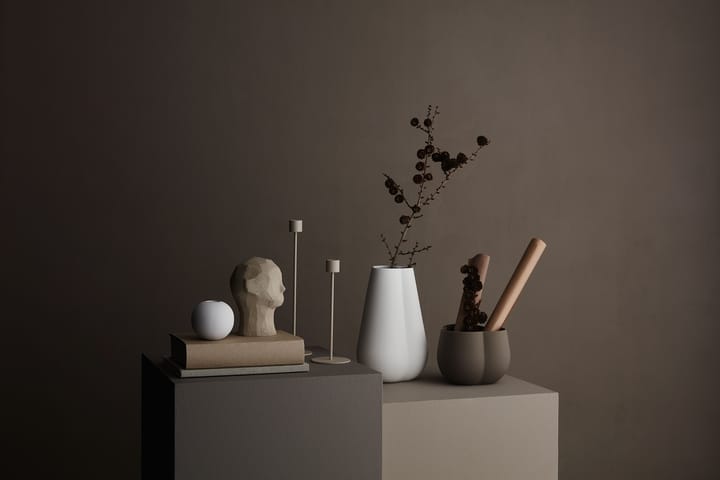 Rzeźba Olufemi, Limestone Cooee Design