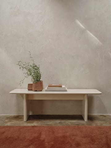 Ławka Rink 140 cm - Eggshell - ferm LIVING