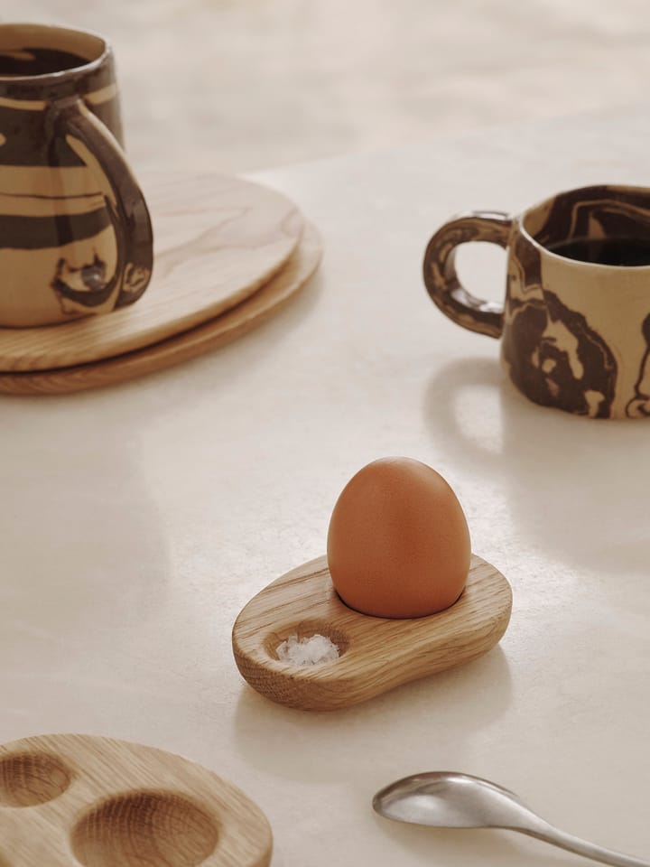 Kubeczek na jajko Cairn 2-pak - Oak - ferm LIVING