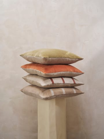 Senti Stripe poduszka 50x50 cm - Linen-carob brown - ferm LIVING