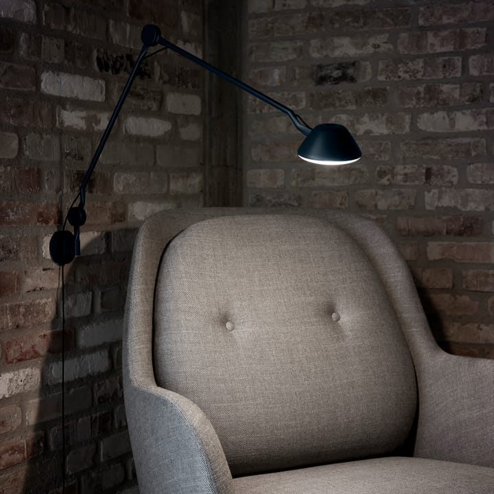 AQ01 lampa ścienna, Czarny Fritz Hansen