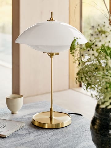 Lampa stołowa Clam 50 cm - Opal-brass - Fritz Hansen