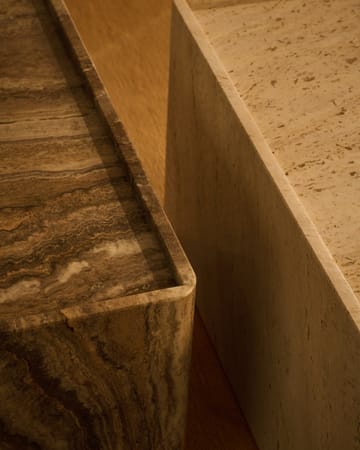 Pietra stolik 30x80x40 cm - Neutral white travertine - GUBI