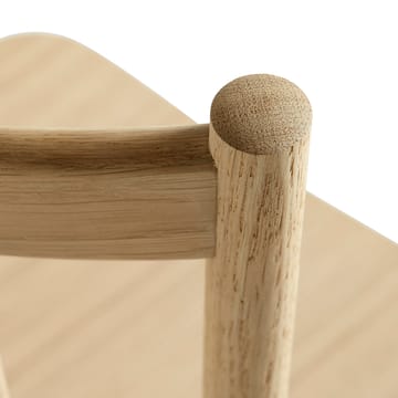 Krzesło z podłokietnikami J42 - Oak oiled - HAY