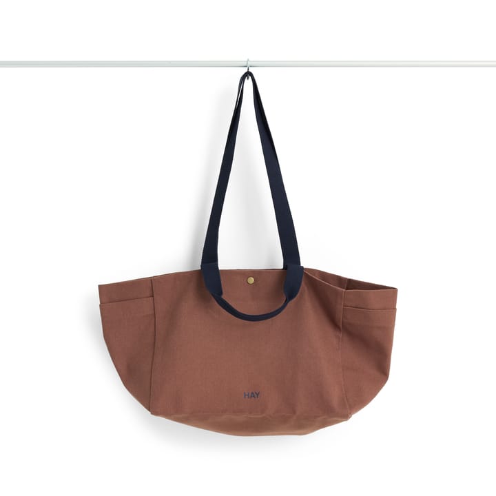 Torba Weekend Bag No 2 S 26x56 cm - Milk chocolate - HAY