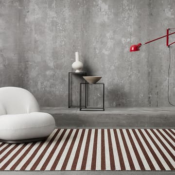 Narrow Stripe Icon dywan - Red clay 240x160 cm - Kasthall