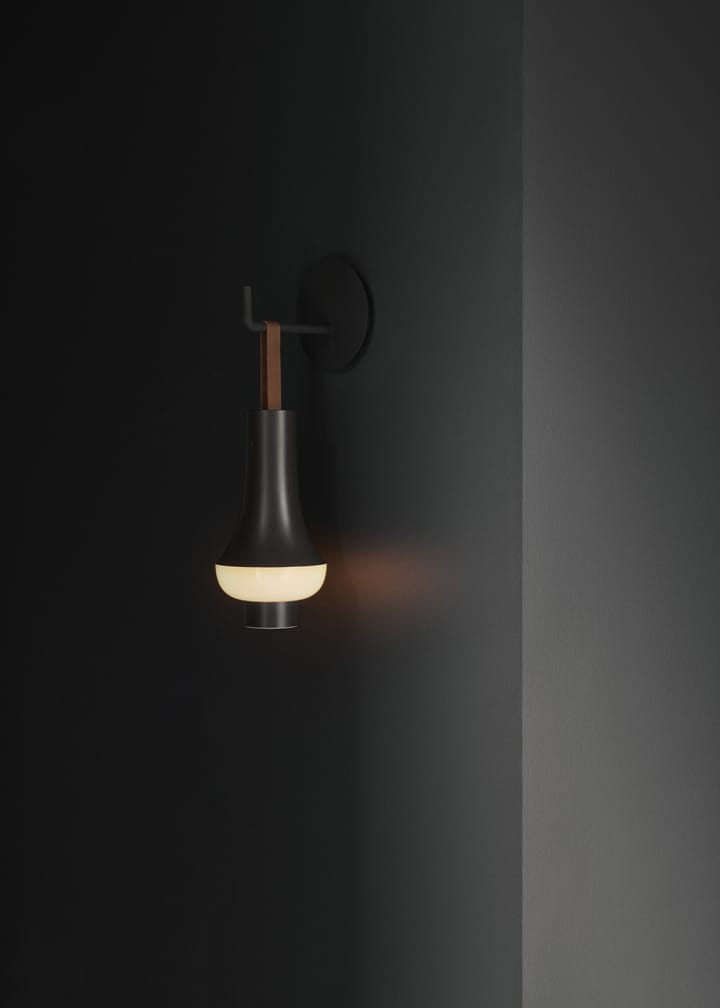 Lampa stołowa Tomoshi Portable, Dark brown Louis Poulsen