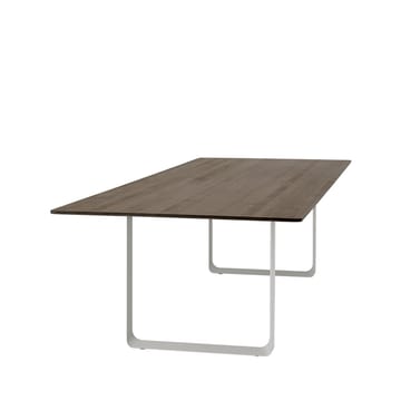 70/70 stół 295x108 cm - Solid smoked oak-Grey - Muuto