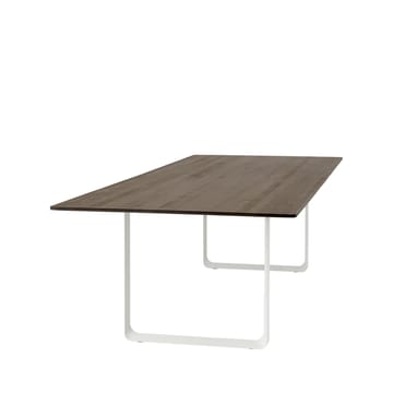 70/70 stół 295x108 cm - Solid smoked oak-White - Muuto