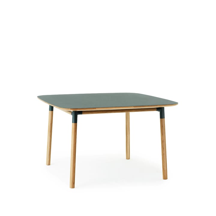 Form stół 120x120 cm - green, dębowe nogi - Normann Copenhagen