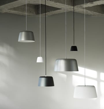 Lampa wisząca Tub Ø13 cm - Aluminum - Normann Copenhagen