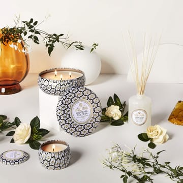 Maison Blanc 3-wick Tin świeca zapachowa 40 godz. - Gardenia Colonia - Voluspa